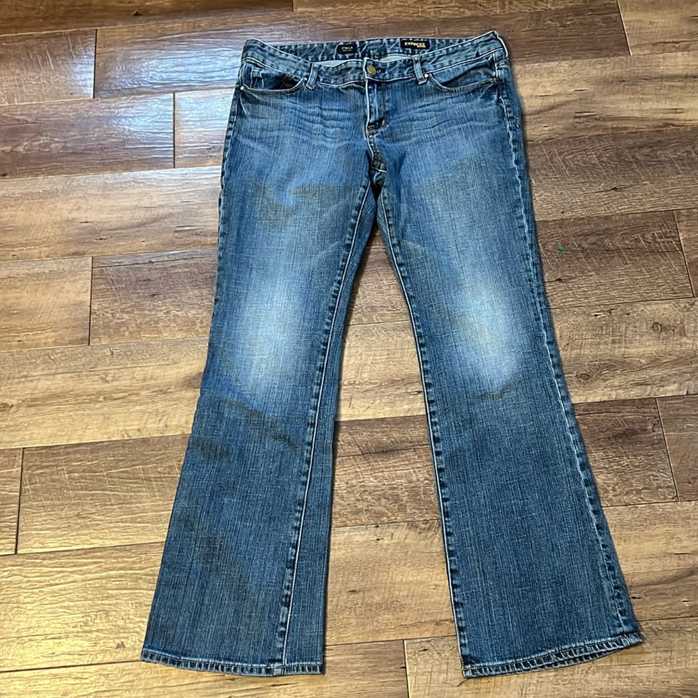 Express Stella Boot Cut Jeans Sz 12 Runs Small, Fits Like A Size 10